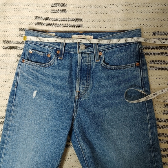 Levi's High Rise Blue Jeans for Women - Picture 11 of 14